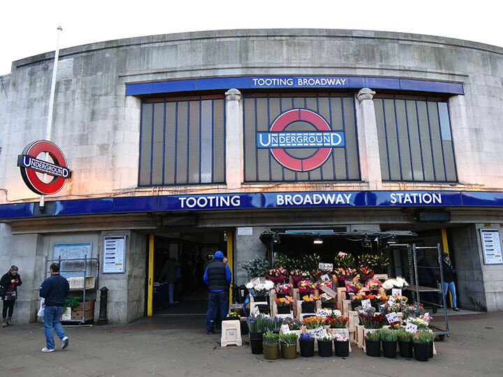 Tooting Broadway Station