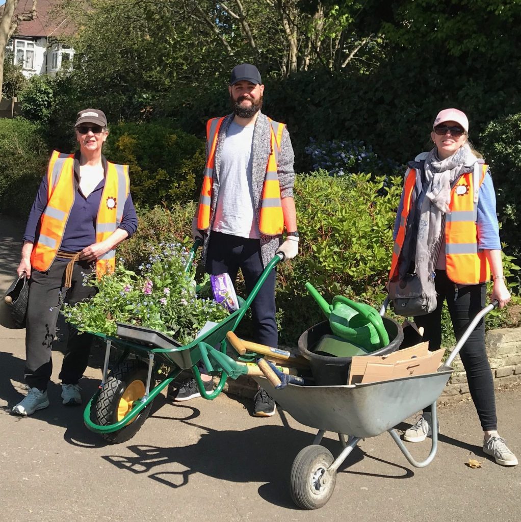 Colliers-Wood-Parks-and-Green-Spaces-Volunteers-High-Street-Nursery-Planter-April-2021